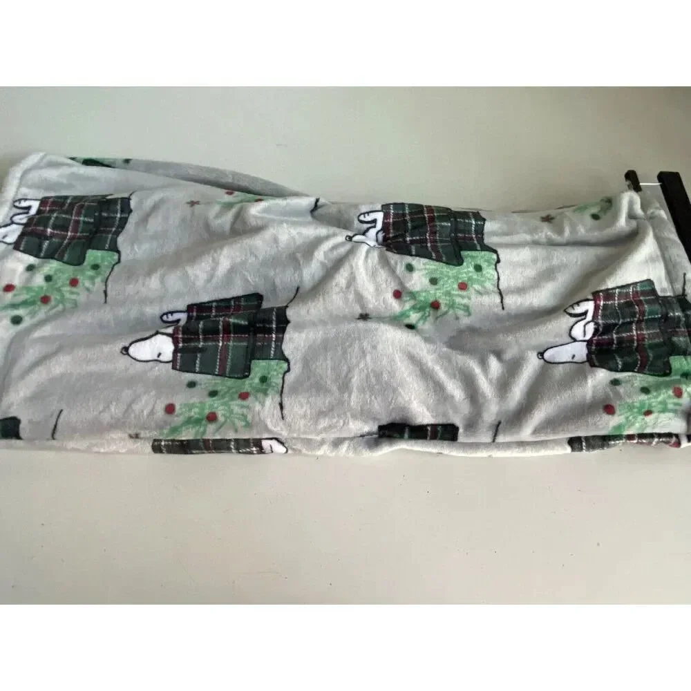 Peanuts Snoopy Plaid Doghouse Christmas Tree VelvetLoft Throw‎ Blanket 50 X 70”